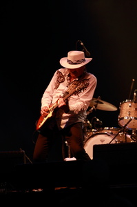 2013-08-09 21-00-08-10