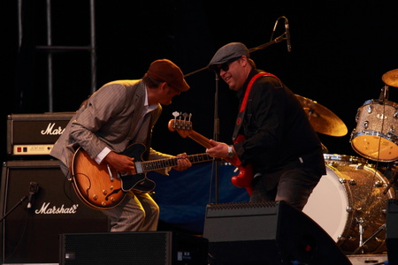 2013-08-10 20-41-57-78
