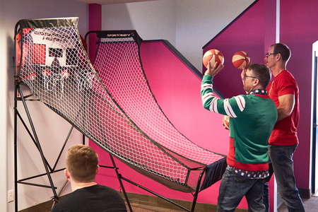 2019-12-06 14-06-59-13