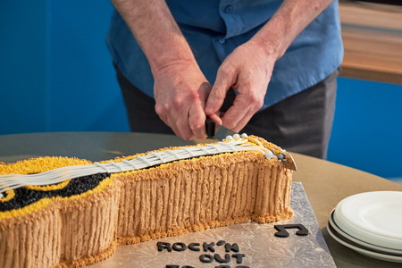 2023-02-03 14-25-22-83